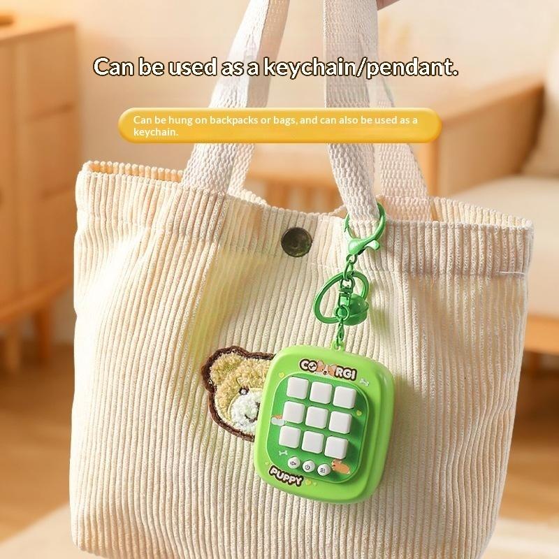 1台の電子式ティックタックトーゲームキーホルダー、ミニハンド - Gaming Console Keychain のレビューと価格